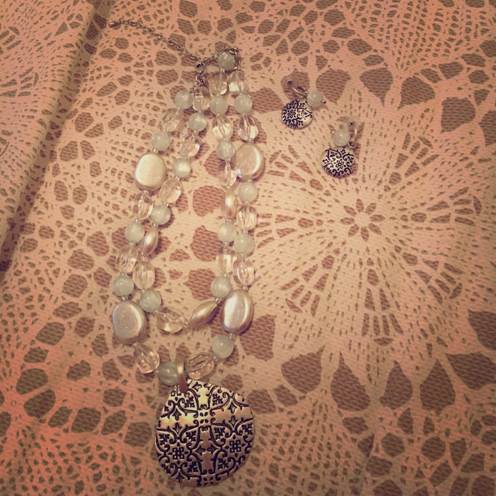 Premier Design jewelry set